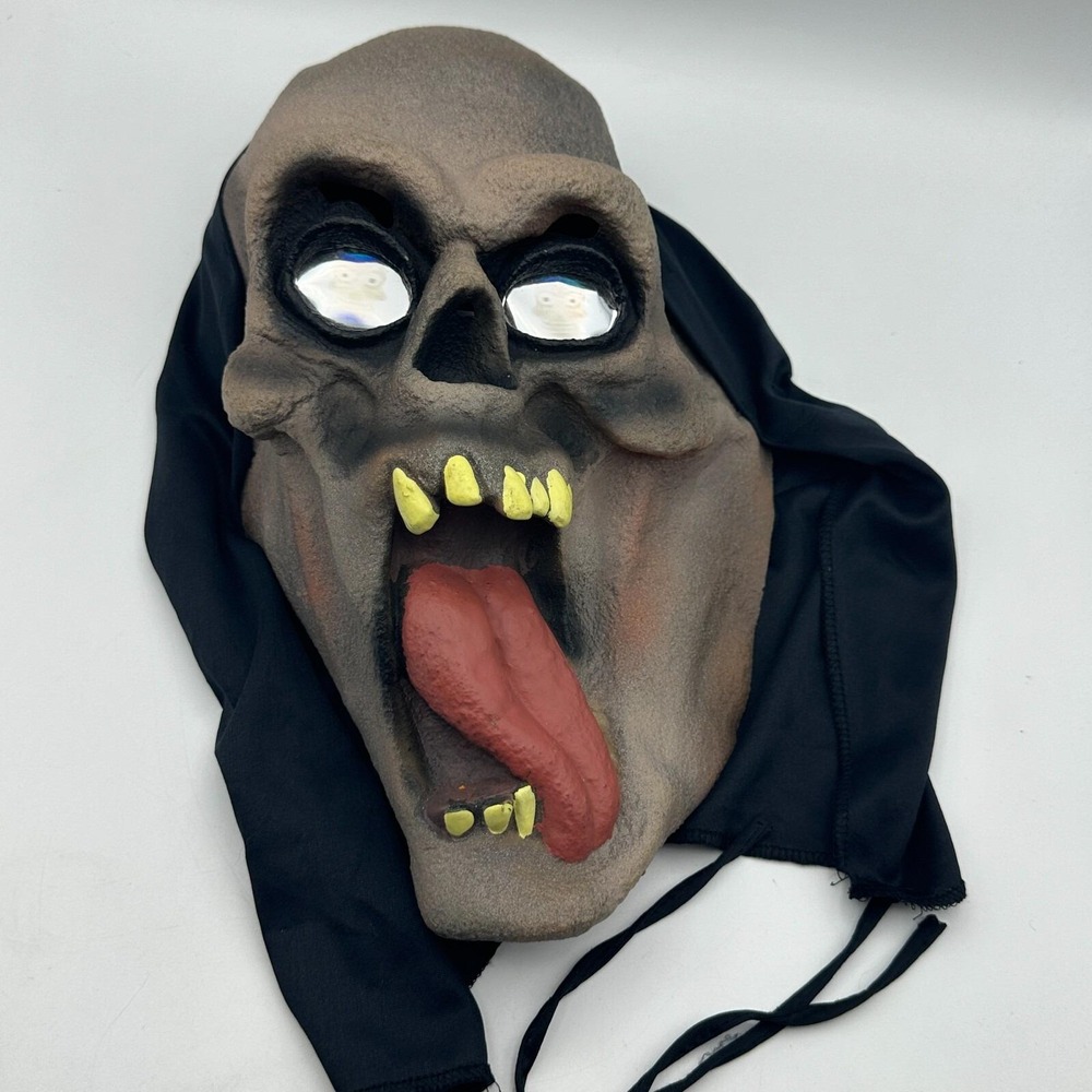 Paper Magic Group Mask Unisex OS Brown 1995 Vintage‎ Ghoul Holographic Eyes Hood